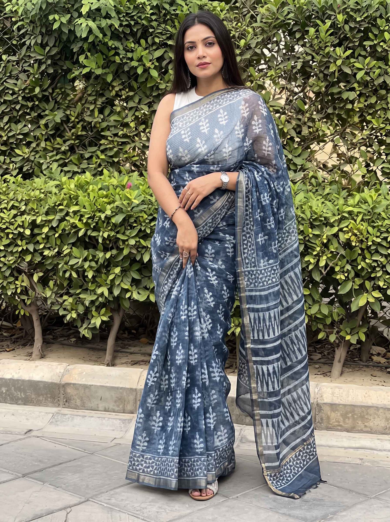 Ira Indigo Blue Printed Kota Doria Saree - Image 6